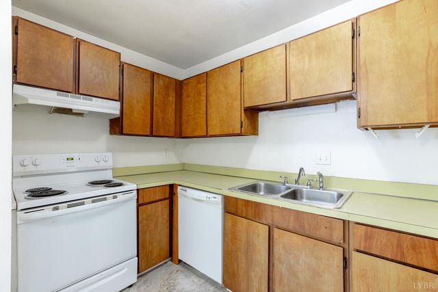 225 Devonshire Road, Lynchburg, VA 24501