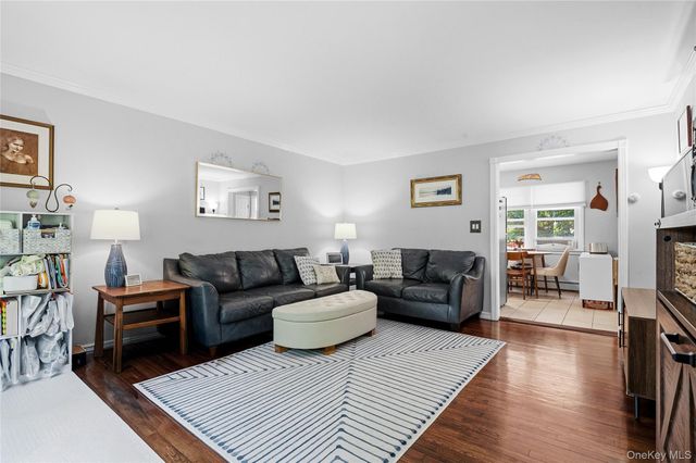 127 Cardinal Lane 127, Islip, NY 11731