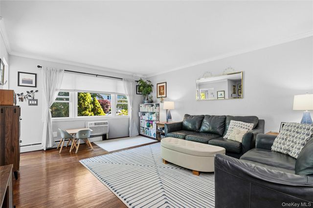 127 Cardinal Lane 127, Islip, NY 11731