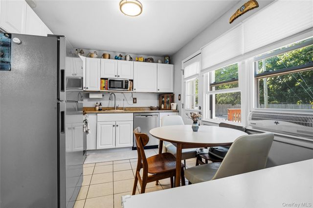 127 Cardinal Lane 127, Islip, NY 11731