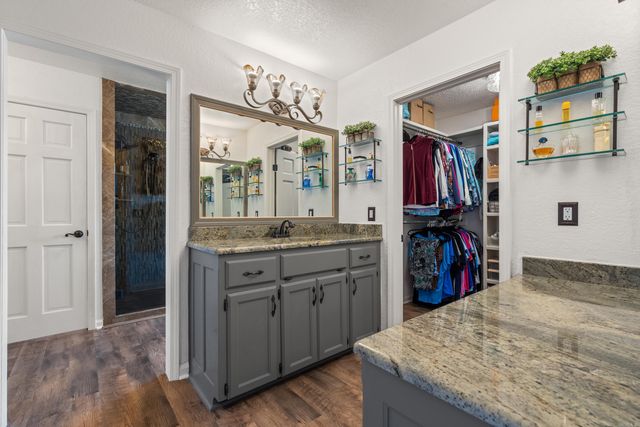 29 Romano Lane, Hot Springs Village, AR 71909