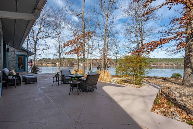 29 Romano Lane, Hot Springs Village, AR 71909