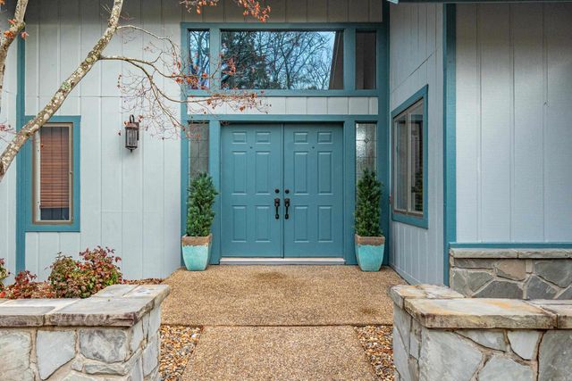 29 Romano Lane, Hot Springs Village, AR 71909