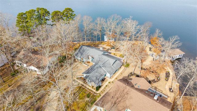 29 Romano Lane, Hot Springs Village, AR 71909