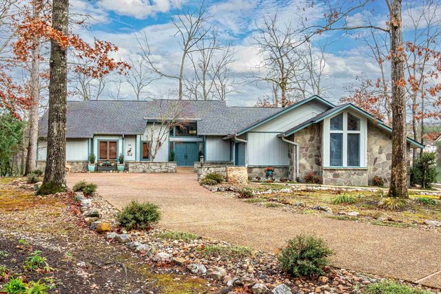 29 Romano Lane, Hot Springs Village, AR 71909