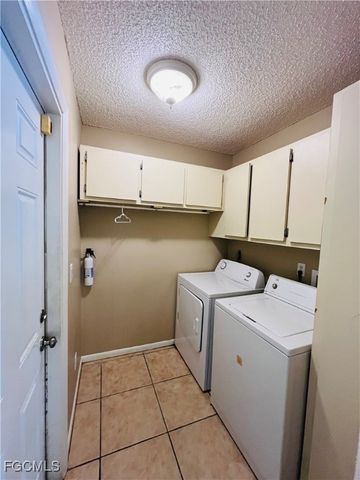 3019 SE 5th PL, Cape Coral, FL 33904