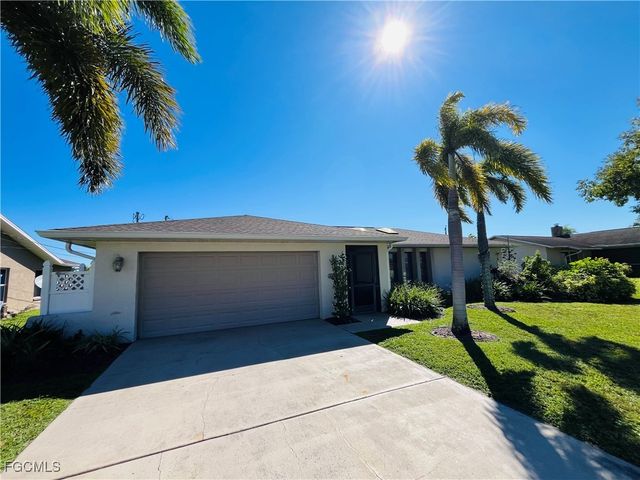 3019 SE 5th PL, Cape Coral, FL 33904