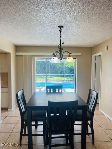 3019 SE 5th PL, Cape Coral, FL 33904