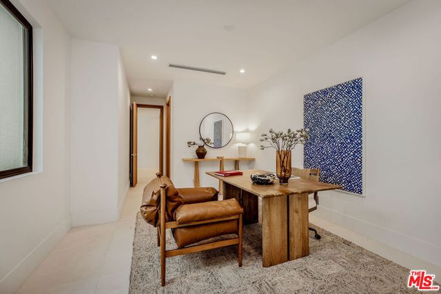 25532 Gaylord Court, Calabasas, CA 91302