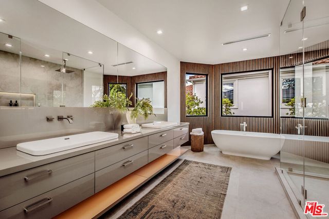 25532 Gaylord Court, Calabasas, CA 91302