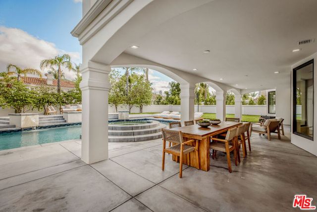 25532 Gaylord Court, Calabasas, CA 91302