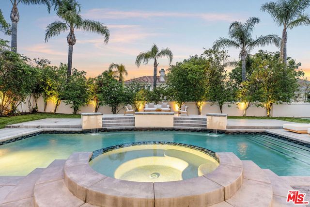 25532 Gaylord Court, Calabasas, CA 91302