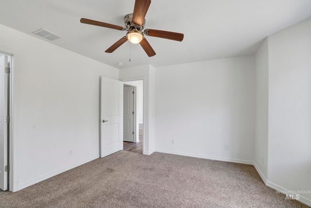 3775 N 2400 E, Filer, ID 83328