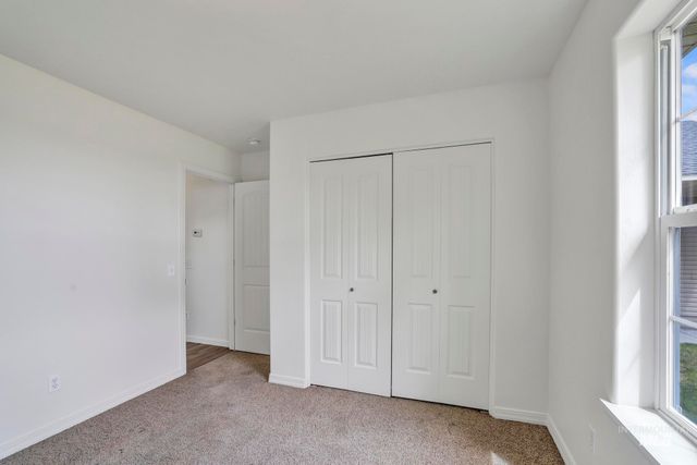 3775 N 2400 E, Filer, ID 83328