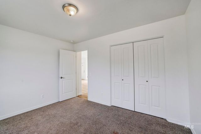 3775 N 2400 E, Filer, ID 83328