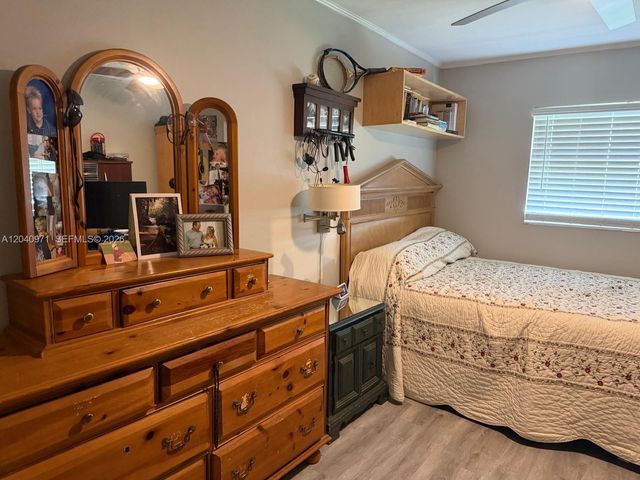 12551 SW 35th Street, Miami, FL 33175