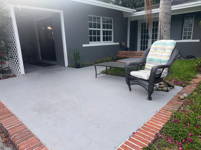 12551 SW 35th Street, Miami, FL 33175