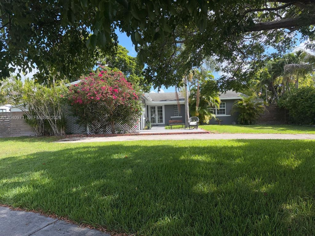 12551 SW 35th Street, Miami, FL 33175