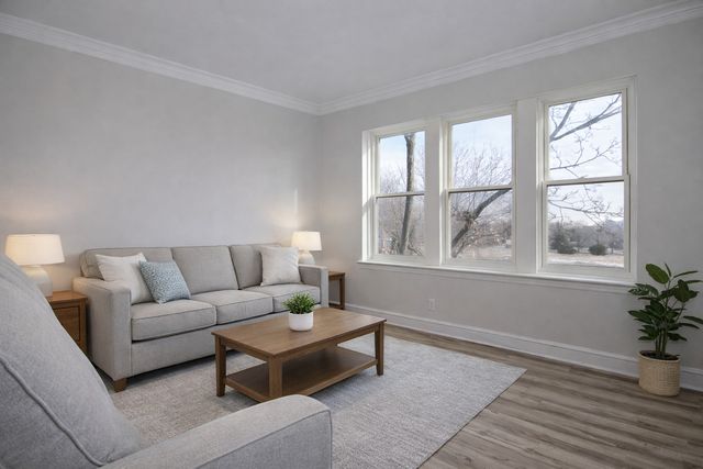 6702 S Wood Street 2B, Chicago, IL 60636