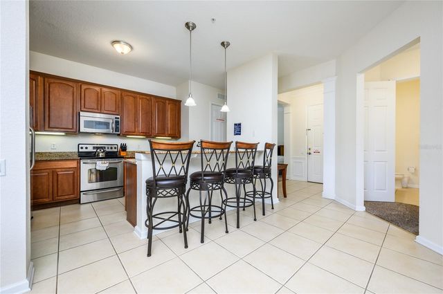 4804 CAYVIEW AVENUE 407, Orlando, FL 32819