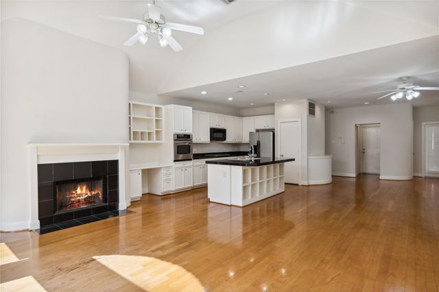 9805 Marlink Lane, Houston, TX 77025