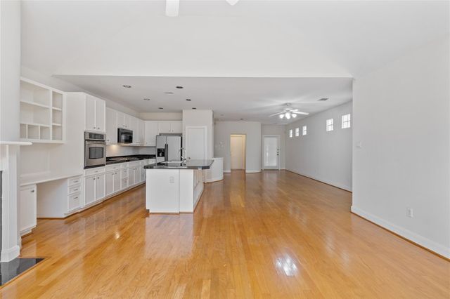 9805 Marlink Lane, Houston, TX 77025