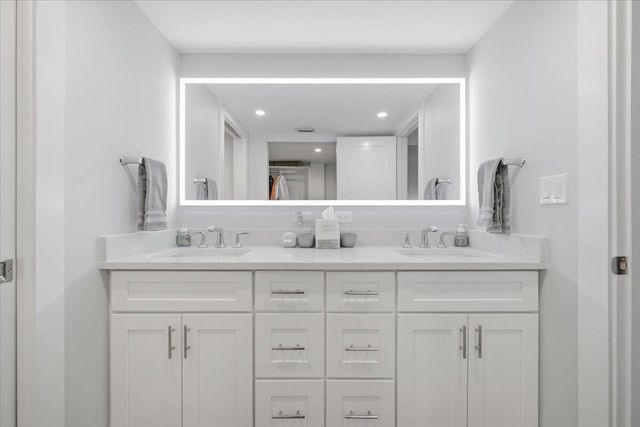 300 N Highway A1a 304d, Jupiter, FL 33477