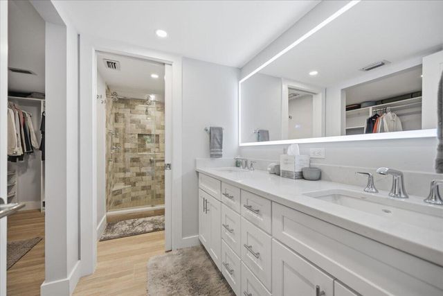 300 N Highway A1a 304d, Jupiter, FL 33477