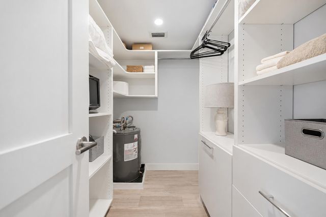 300 N Highway A1a 304d, Jupiter, FL 33477