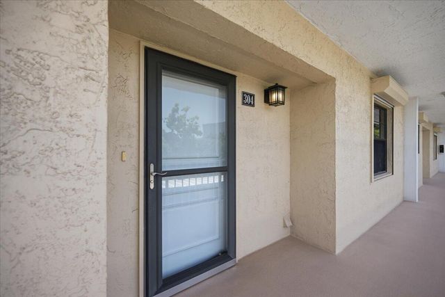 300 N Highway A1a 304d, Jupiter, FL 33477
