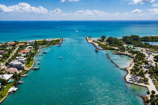 300 N Highway A1a 304d, Jupiter, FL 33477