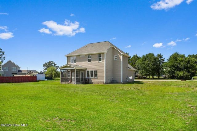 102 Emmitt And Angies Drive, La Grange, NC 28551