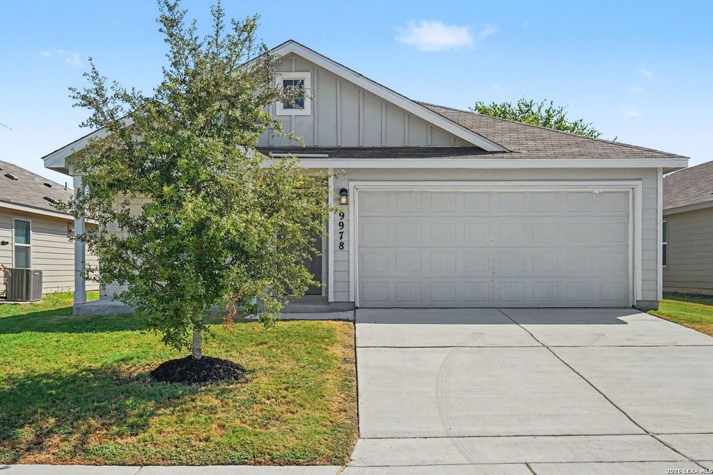 9978 SARREBOURG ST, Schertz, TX 78154