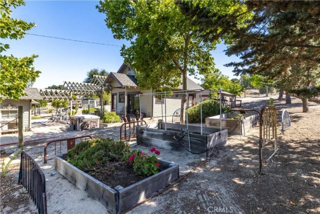 3155 El Camino Real, Atascadero, CA 93422