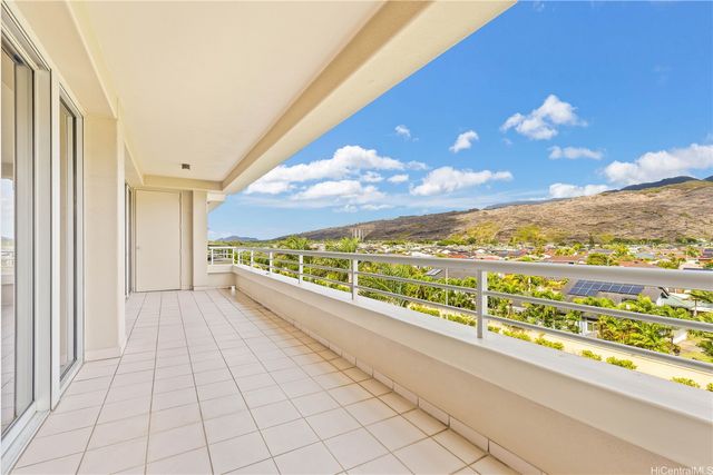 1 Keahole Place 2511, Honolulu, HI 96825