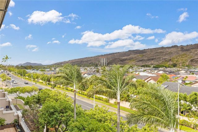 1 Keahole Place 2511, Honolulu, HI 96825