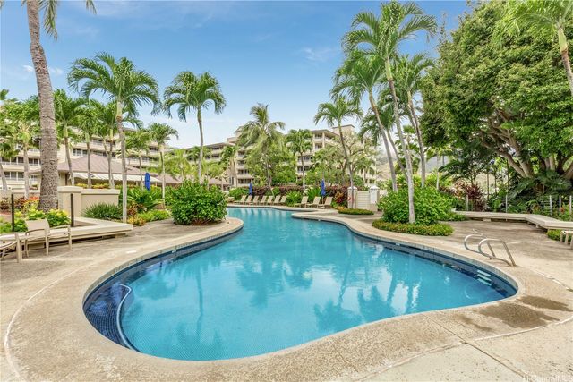 1 Keahole Place 2511, Honolulu, HI 96825