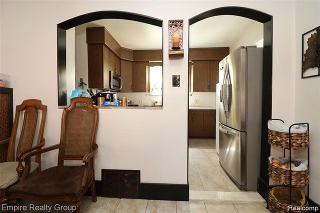 6019 Maple, Dearborn, MI 48126