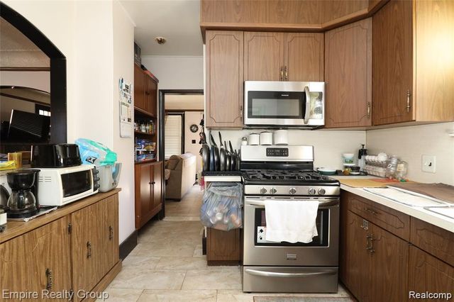 6019 Maple, Dearborn, MI 48126