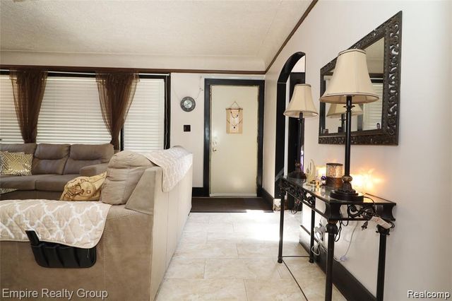 6019 Maple, Dearborn, MI 48126