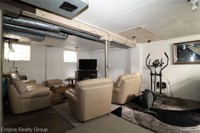 6019 Maple, Dearborn, MI 48126