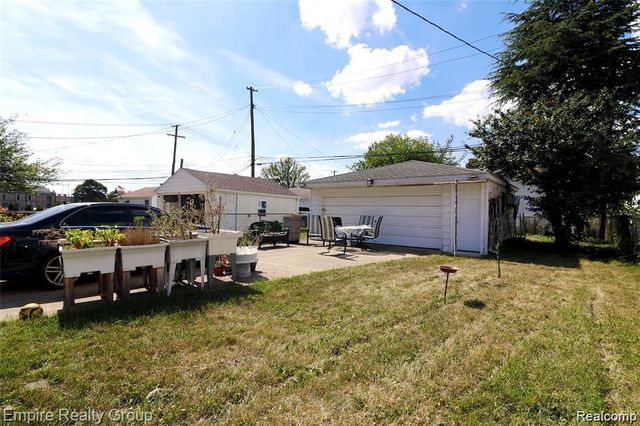 6019 Maple, Dearborn, MI 48126