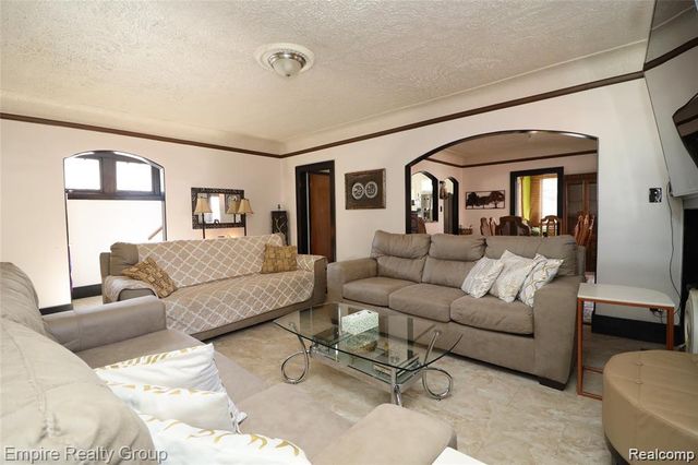 6019 Maple, Dearborn, MI 48126