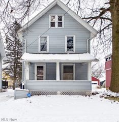 2209 26th Street SW, Akron, OH 44314