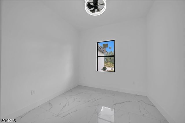605 E 14th ST, Lehigh Acres, FL 33972