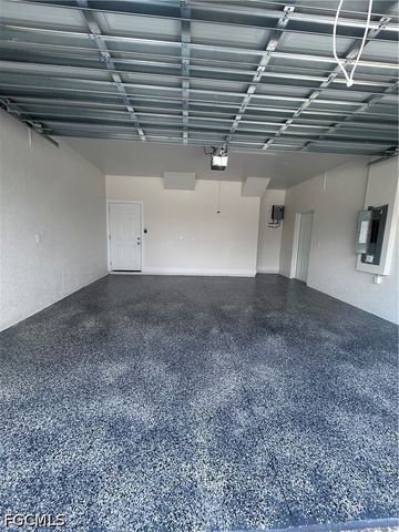 605 E 14th ST, Lehigh Acres, FL 33972