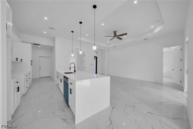 605 E 14th ST, Lehigh Acres, FL 33972