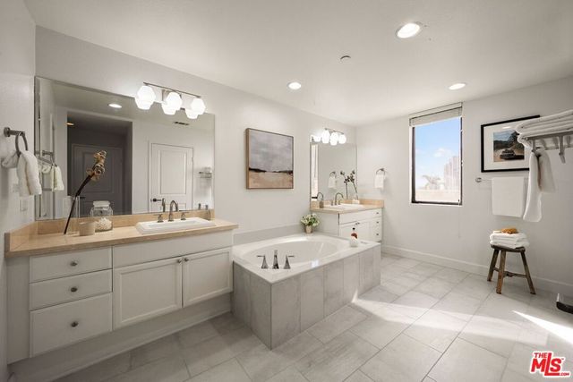 5625 Crescent Parkway 340, Playa Vista, CA 90094