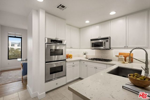 5625 Crescent Parkway 340, Playa Vista, CA 90094