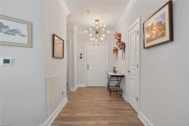 2421 Ocean Shore Cres Apt 401, Virginia Beach, VA 23451